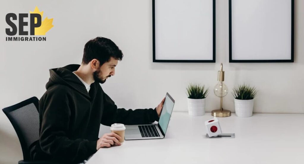 مدارک لازم برای اخذ ویزای کاری کانادا