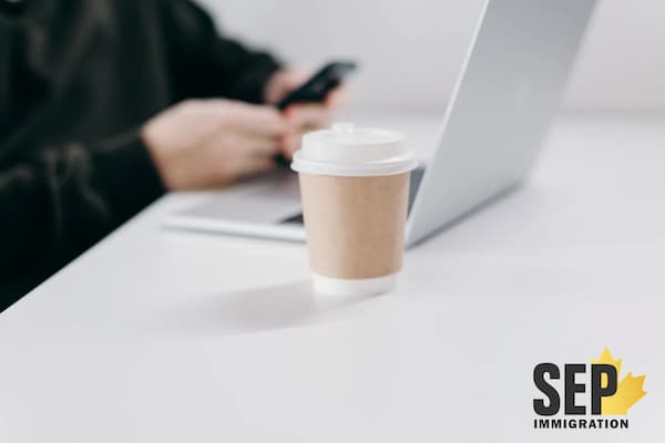 مدارک لازم برای ویزای کاری کانادا