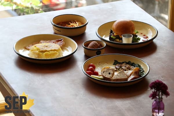 رستوران های ایرانی در کانادا