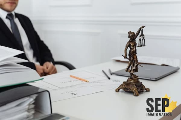 بازار کار وکالت در کانادا