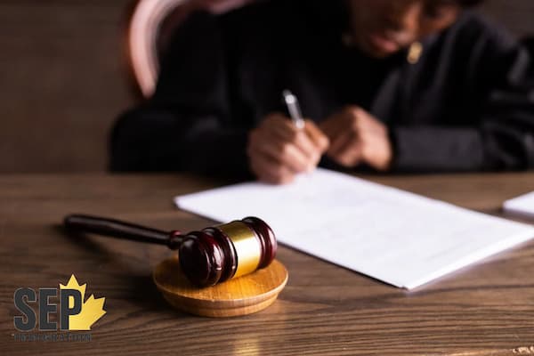 رشته وکالت در کانادا