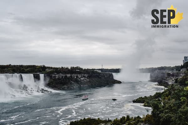 ویزای ویزیتوری کانادا