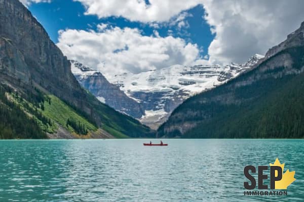 سفر به کانادا با پاسپورت دومینیکا