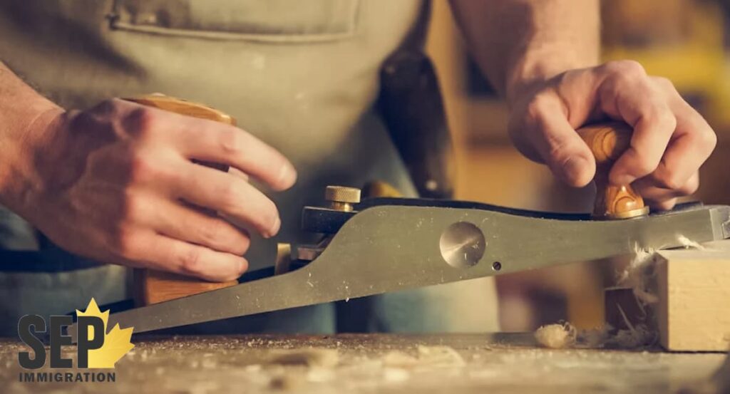 آیا ورود به بازار کار شغل نجاری در کانادا امکان‌پذیر است؟