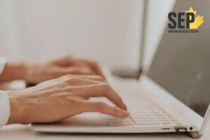 چرا معادل‌سازی مدارک برای مهاجرت به کانادا اهمیت دارد؟