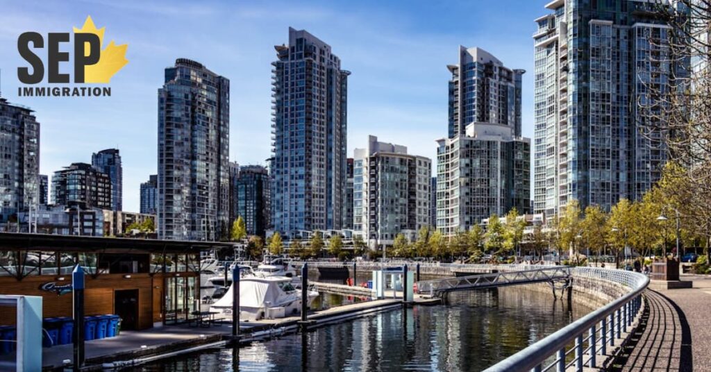 تمدید اقامت در کانادا پس از انقضای ورک پرمیت